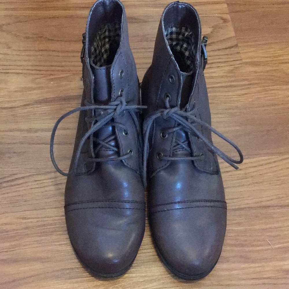 8.5 Brown Leather Kelly & Katie Laced Boots